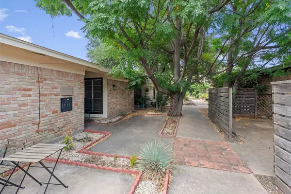 3426 Willowrun DR #B, Austin, TX 78704