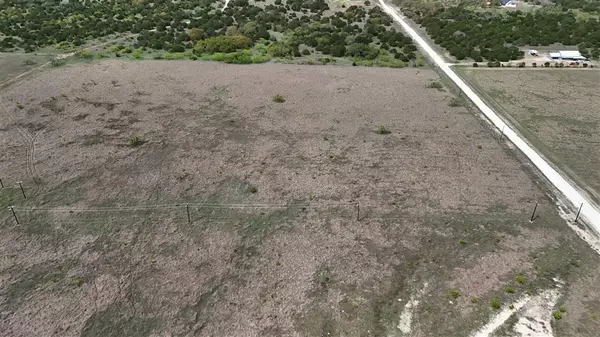 Goldthwaite, TX 76844,141 Live Oak Mott DR