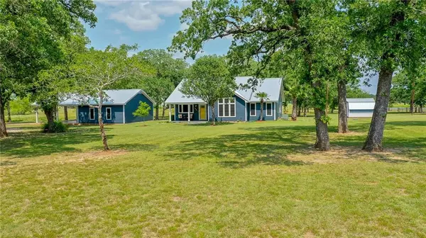 5235 Fm 1115,  Flatonia,  TX 78941