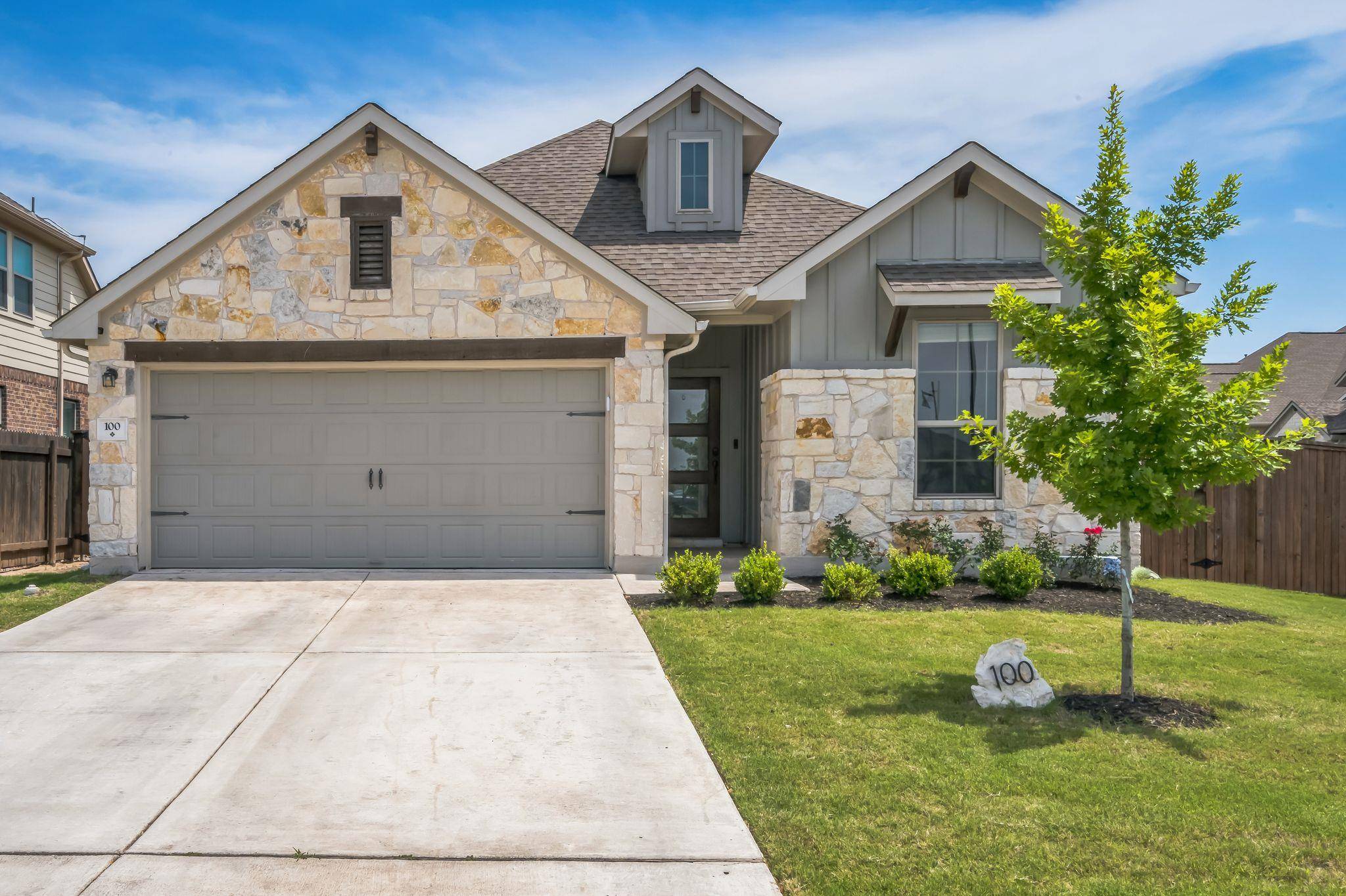 100 Rebel Red CV, Liberty Hill, TX 78642