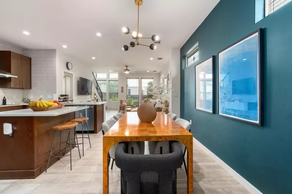 Austin, TX 78721,5202 Rob Scott ST