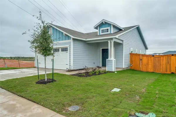 105 Shugart ST, San Marcos, TX 78666
