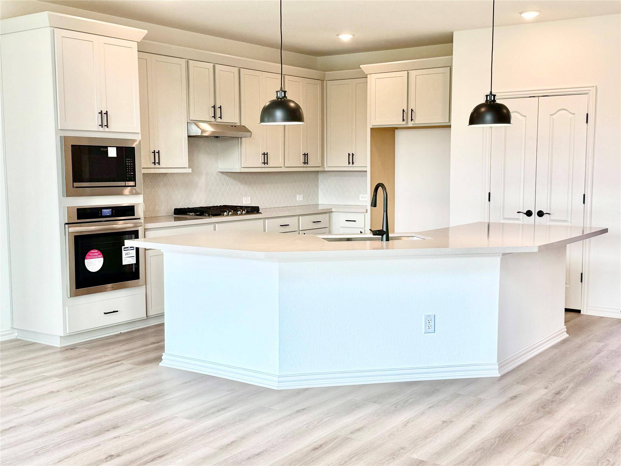 Elgin, TX 78621,13620 Endless Narrow LN