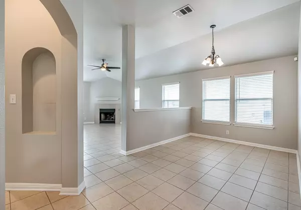 Converse, TX 78109,8518 Trumpet CIR