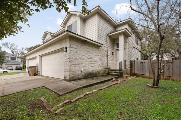 1720 Constantino CIR #B, Austin, TX 78745