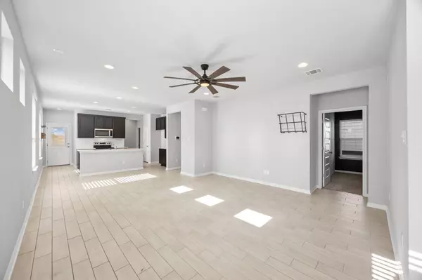 Jarrell, TX 76537,225 Unforgiven LN