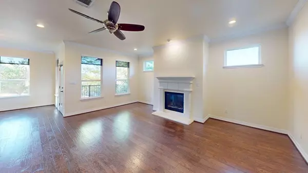 Austin, TX 78726,12004 Terraza CIR #TH32