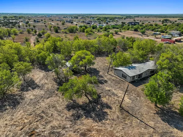 Kyle, TX 78640,300 Williamson (5 acres) RD