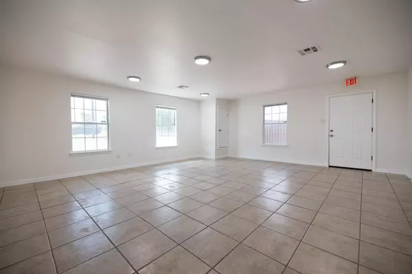 Round Rock, TX 78664,750 S Mays ST