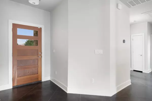 Dripping Springs, TX 78620,10006 George Hill DR