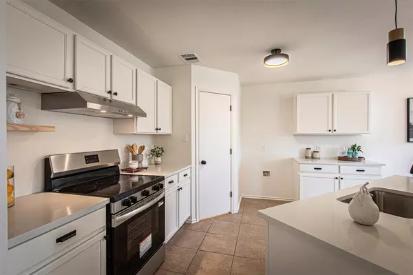 Manor, TX 78653,18205 Canopy LN