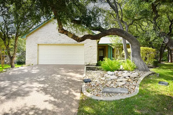 104 Bronco CIR, Georgetown, TX 78633