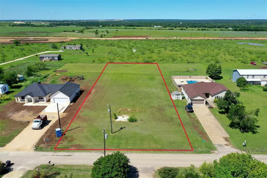 282 County Road 396, Jarrell, TX 76537