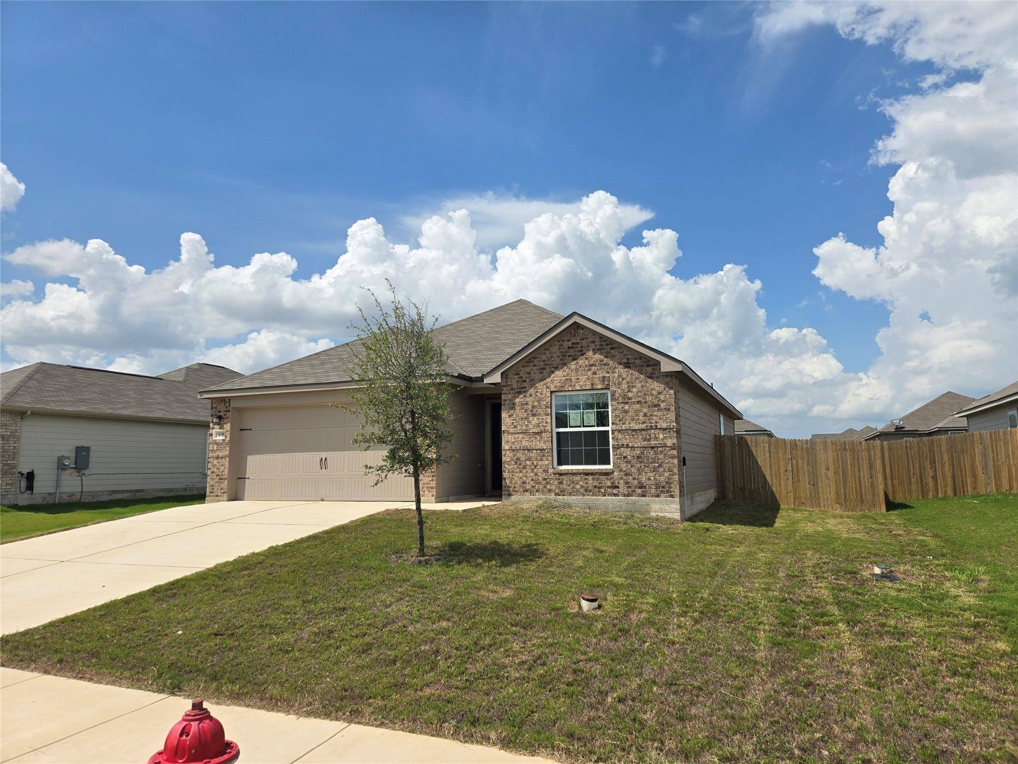 Elgin, TX 78621,13016 Field Plow LN