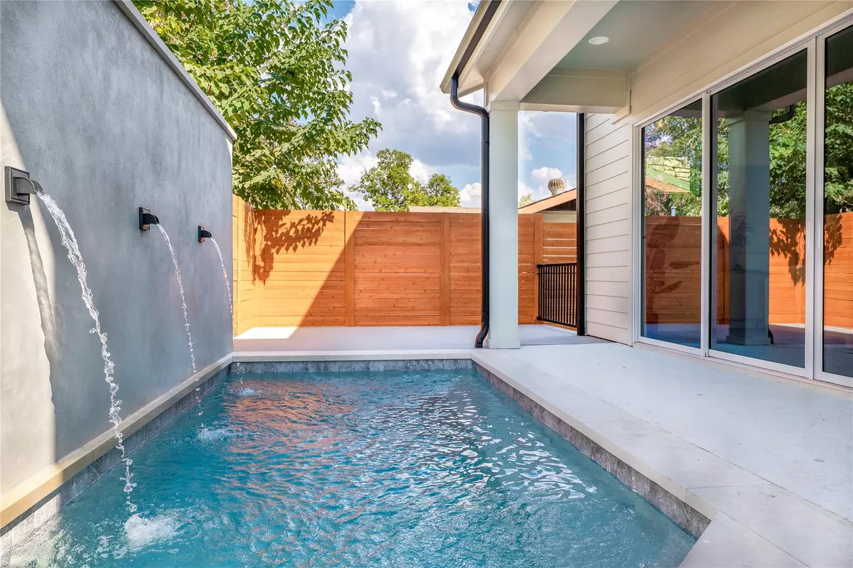 Austin, TX 78702,1702 Pennsylvania Ave