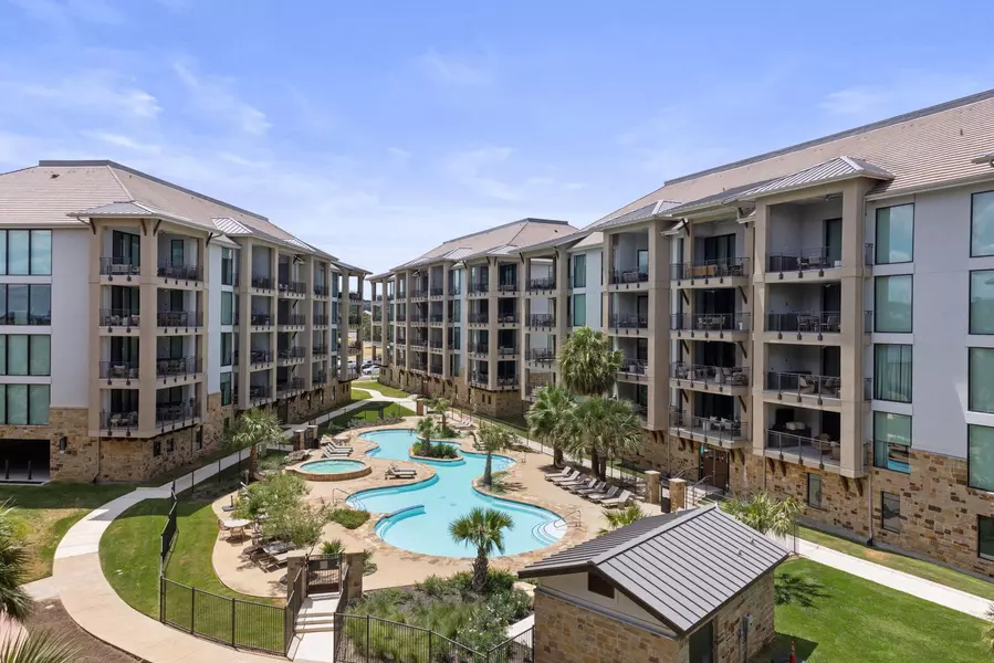 98 Island DR #31, Horseshoe Bay, TX 78657