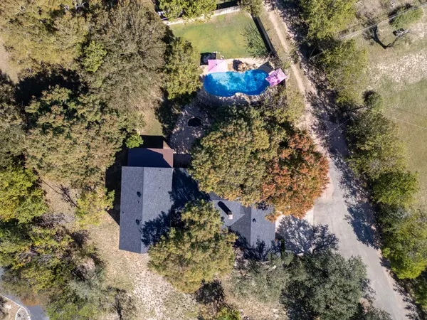 Lampasas, TX 76550,1307 Nix RD