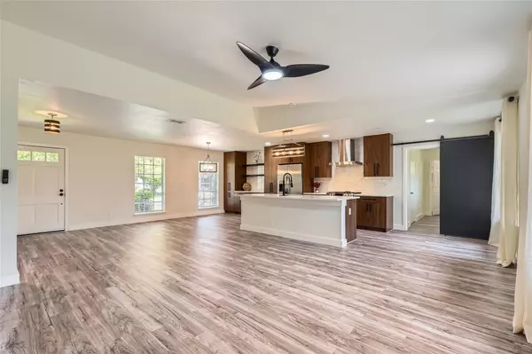 Austin, TX 78757,8001 Parkdale DR