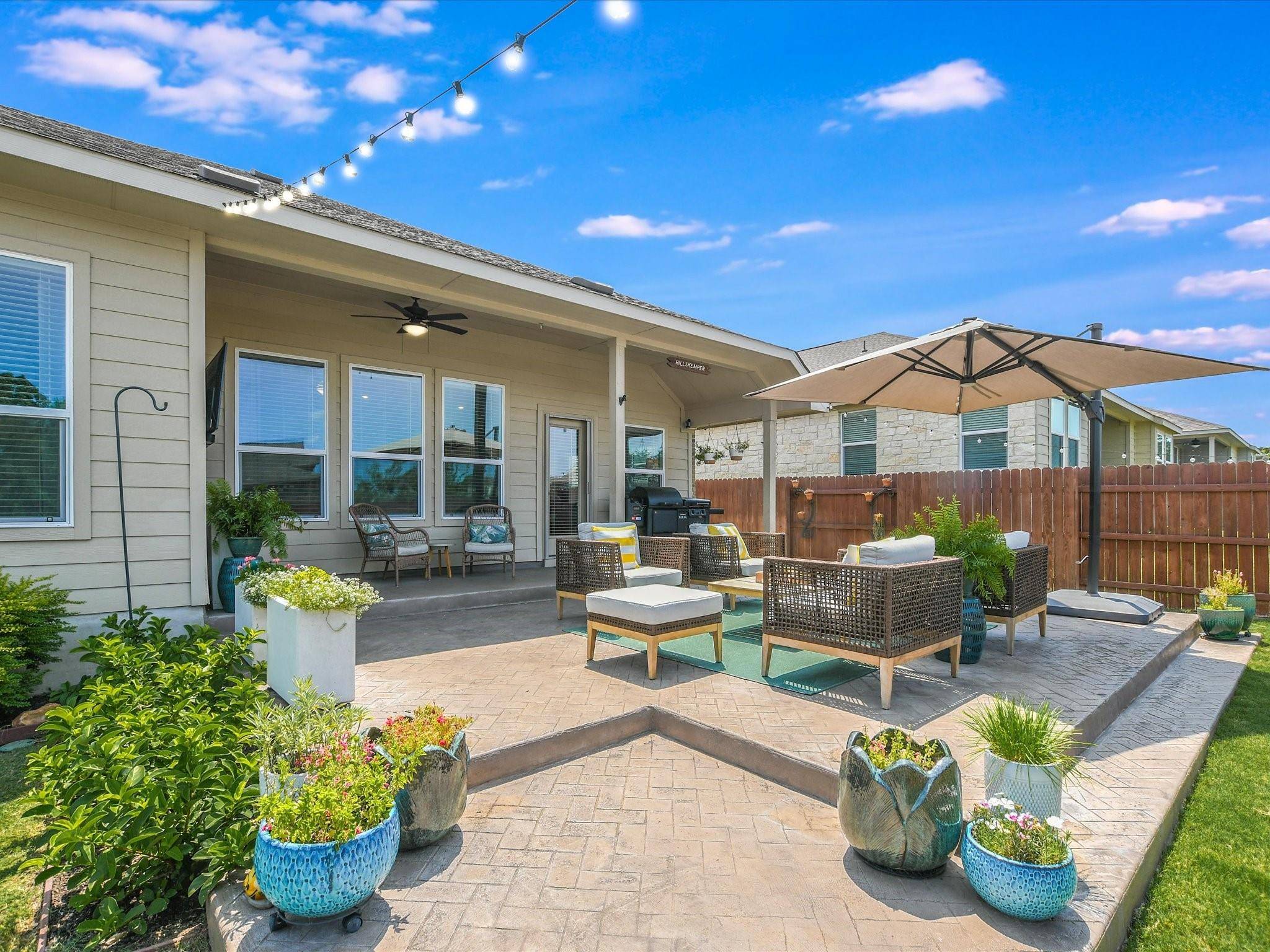 2000 Long Shadow LN, Georgetown, TX 78628