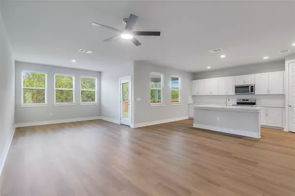 Lago Vista, TX 78645,21710 Patton DR