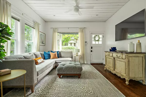 Austin, TX 78702,1613 Garden ST