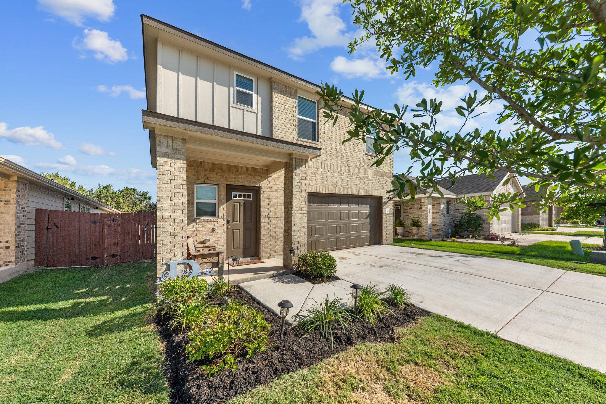 525 Longmount CV, Liberty Hill, TX 78642