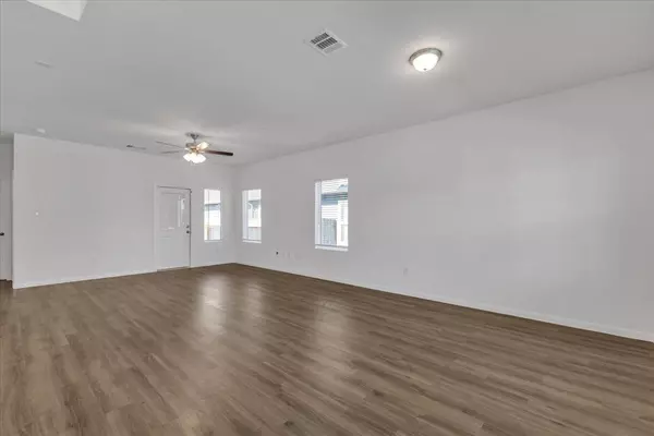 Hutto, TX 78634,202 Tokalaun DR