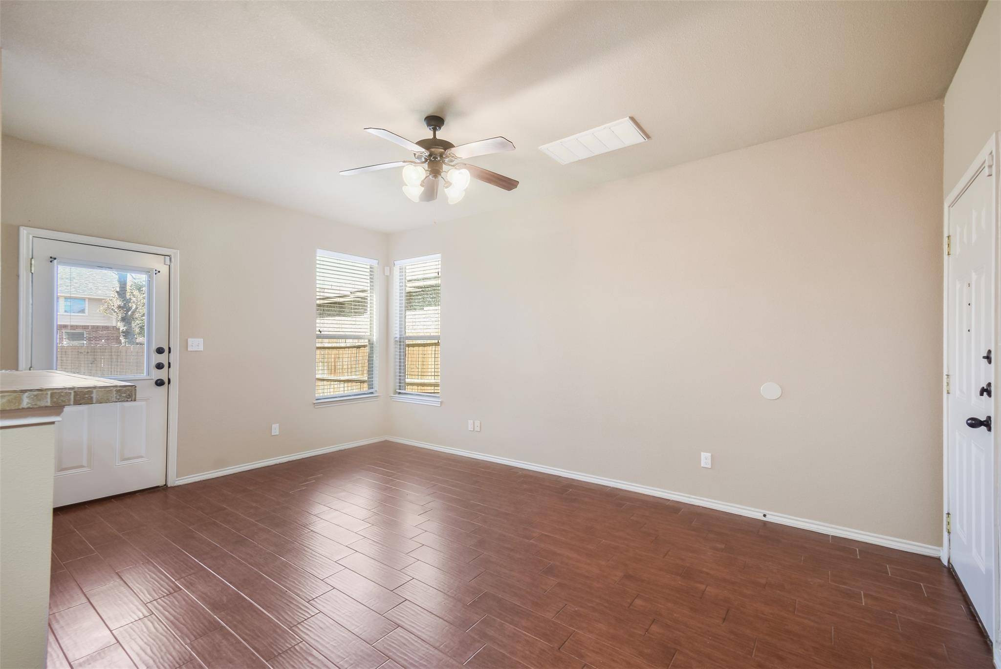 Hutto, TX 78634,1420B Muirfield Bend DR