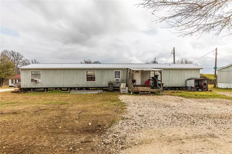 404 Crescent Creek LN, Bruceville-eddy, TX 76630