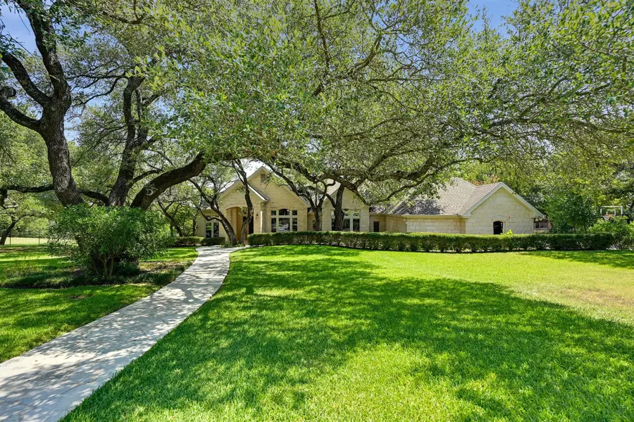 1104 Blackacre TRL, West Lake Hills, TX 78746