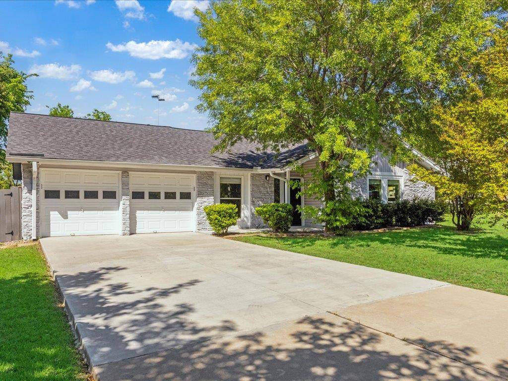 7302 Meadowood Drive DR, Austin, TX 78723