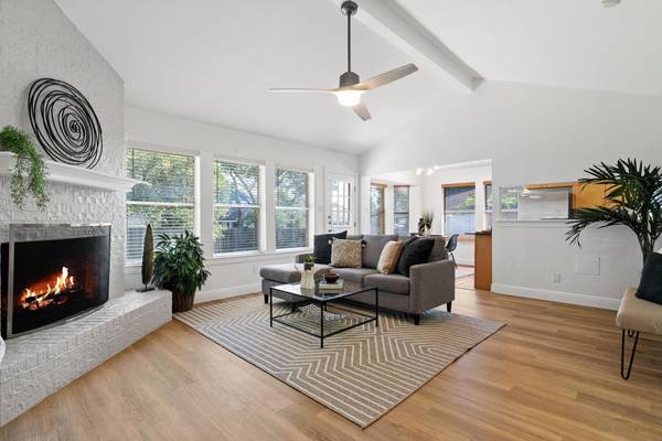 5600 Wagon Train RD,  Austin,  TX 78749