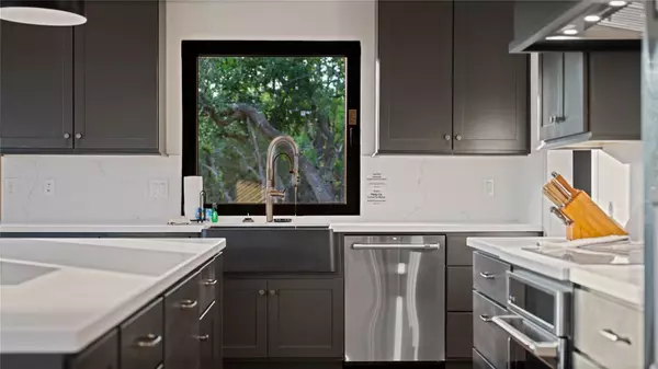 Wimberley, TX 78676,300-C Windmill CV