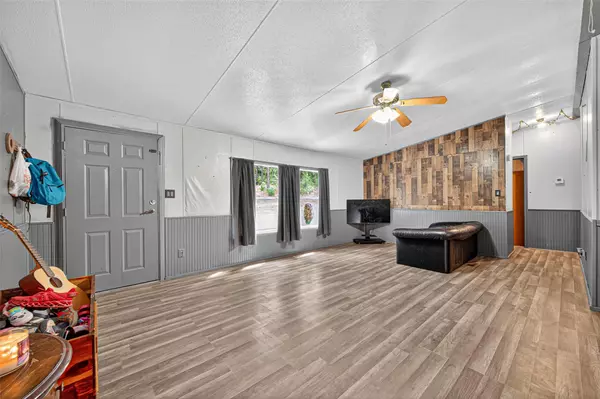 Coldspring, TX 77331,1031 Morris Creek RD