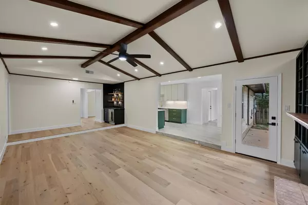 8909 Laurel Grove DR, Austin, TX 78758