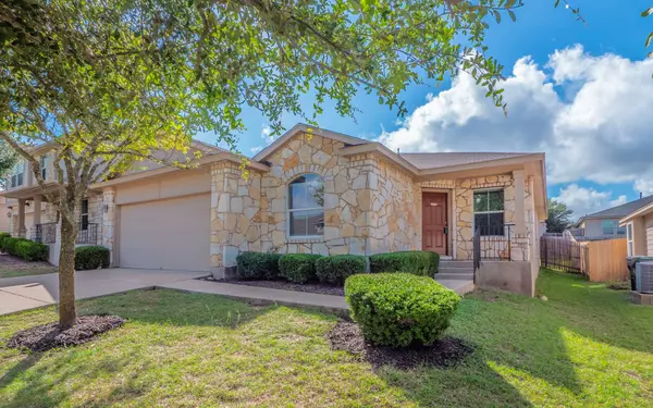 260 Nottingham LOOP, Kyle, TX 78640