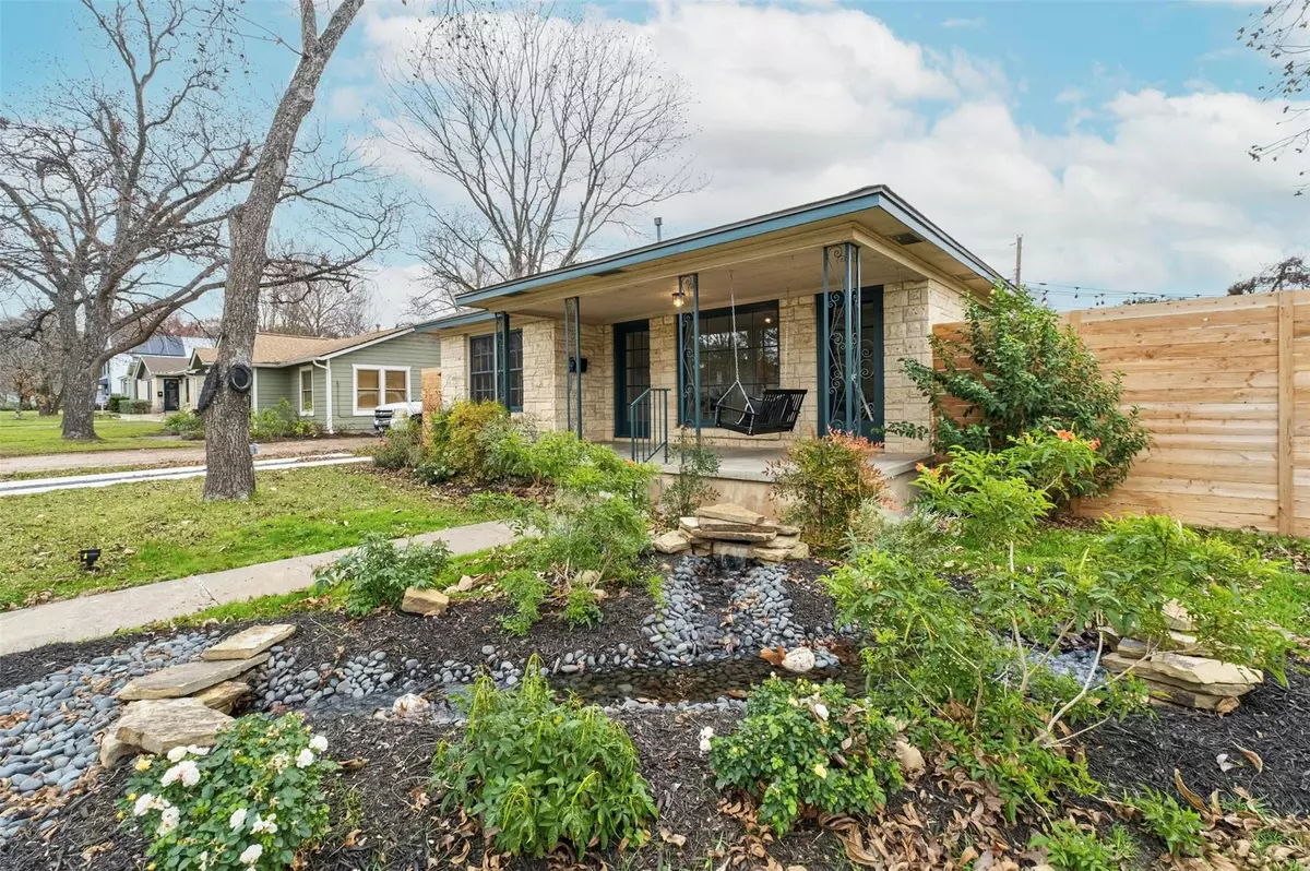 Austin, TX 78756,5301 Sunshine DR