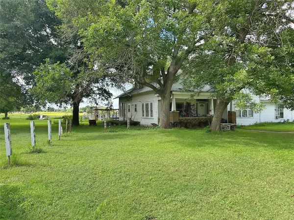 Lexington, TX 78947,321 Douglas ST