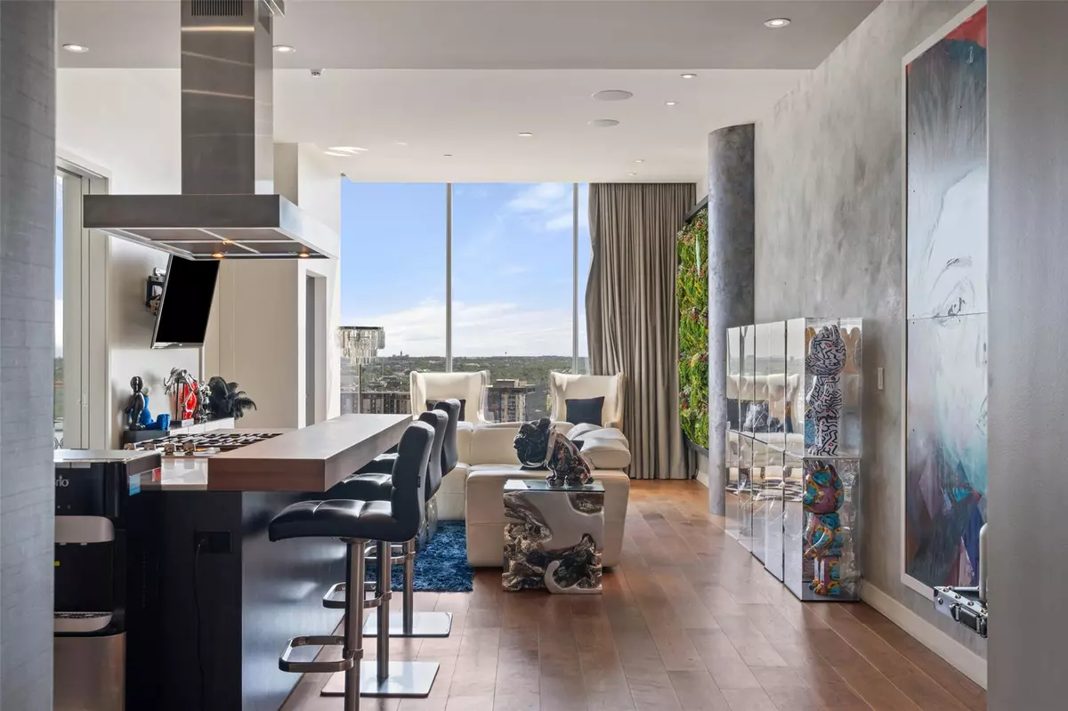 Austin, TX 78701,210 Lavaca ST #2203