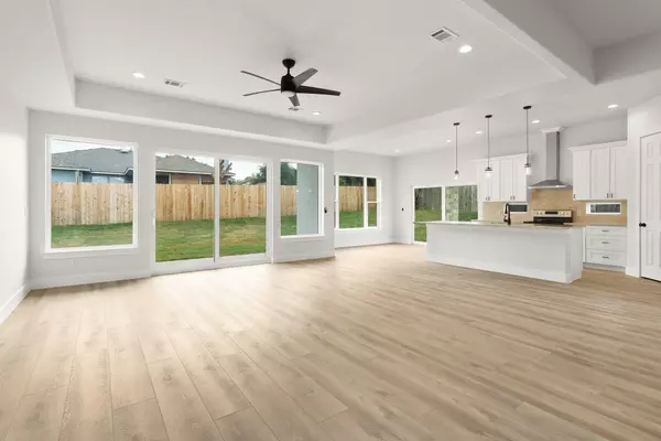 Lago Vista, TX 78645,20405 Sunset Strip ST