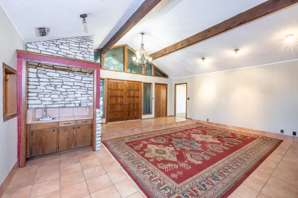 Gonzales, TX 78629,2405 County Road 239