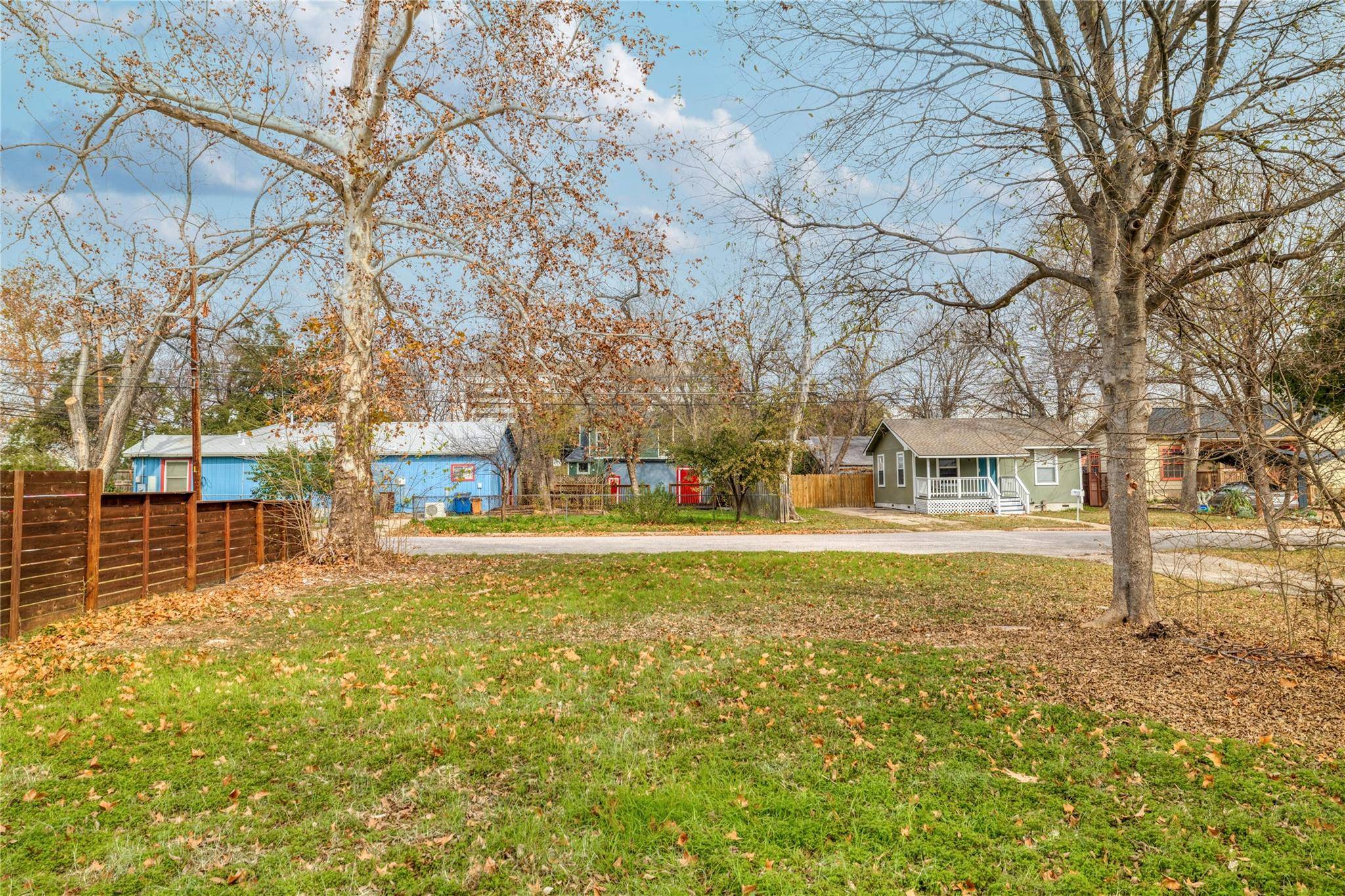 Austin, TX 78751,927 W 56th ST