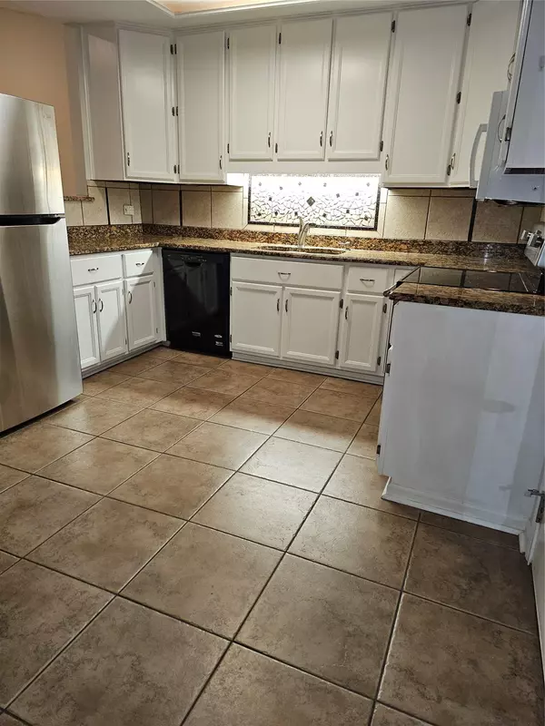 Lago Vista, TX 78645,41 Oaks PL
