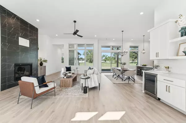 116 Mitchell Creek DR, Horseshoe Bay, TX 78657