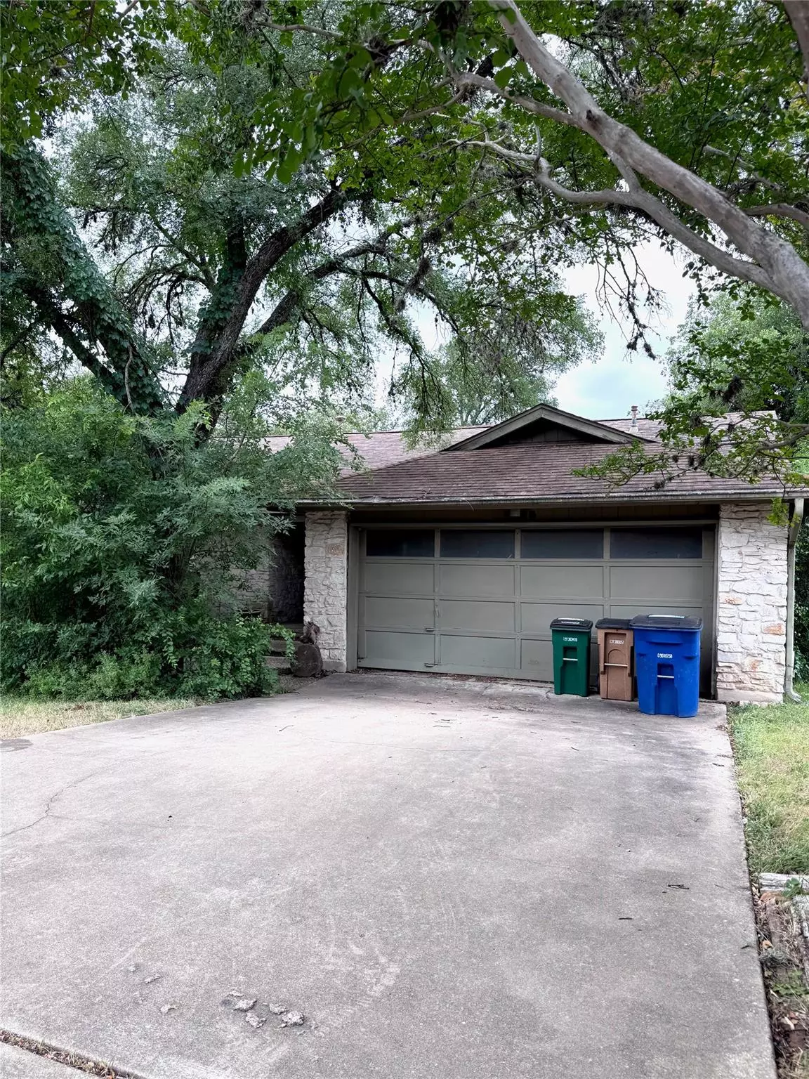 Austin, TX 78746,3409 ROSEFINCH TRL