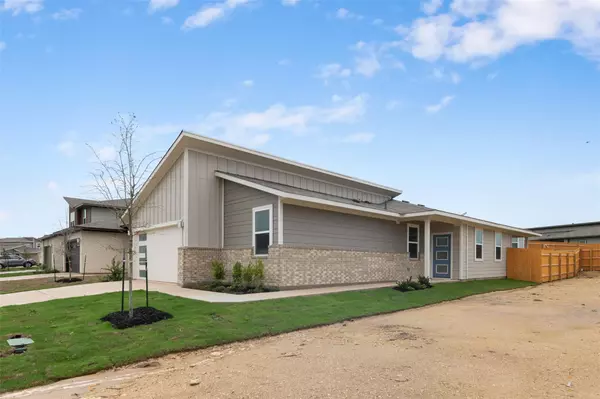 220 Deserti RD, Leander, TX 78641