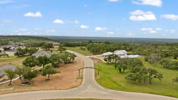 Fredericksburg, TX 78624,120 Trophy Oak PT