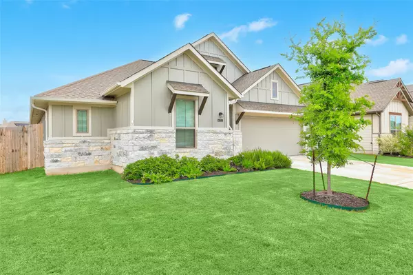 311 Westfield ST, Hutto, TX 78634