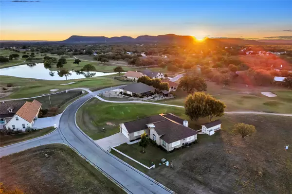 114 Friends Wood Ave, Kingsland, TX 78639