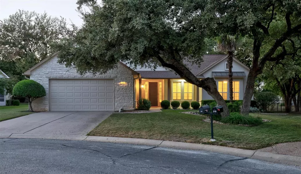 208 Whippoorwill CV, Georgetown, TX 78633